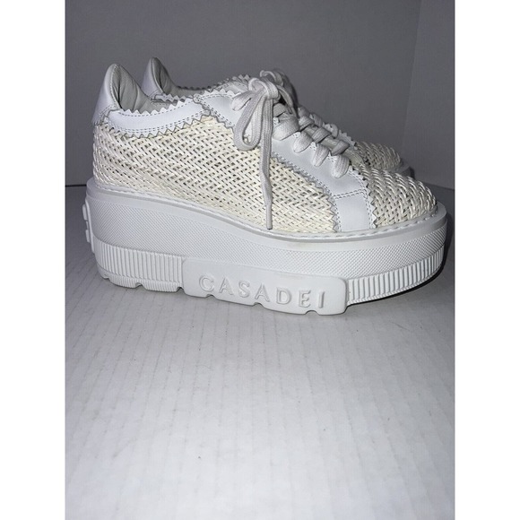 Casadei Nexus Hanoi Woman’s White On White Size US 8 1/2 EUC Made In Italy - Picture 1 of 16